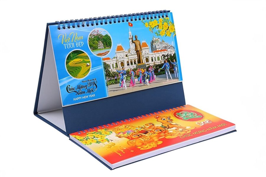 In lịch để bàn chữ M