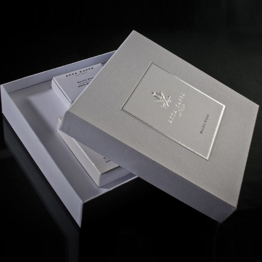 In hộp giấy cao cấp quà tặng