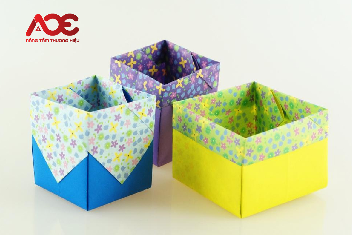 Cách gấp hộp giấy đựng rác hình vuông